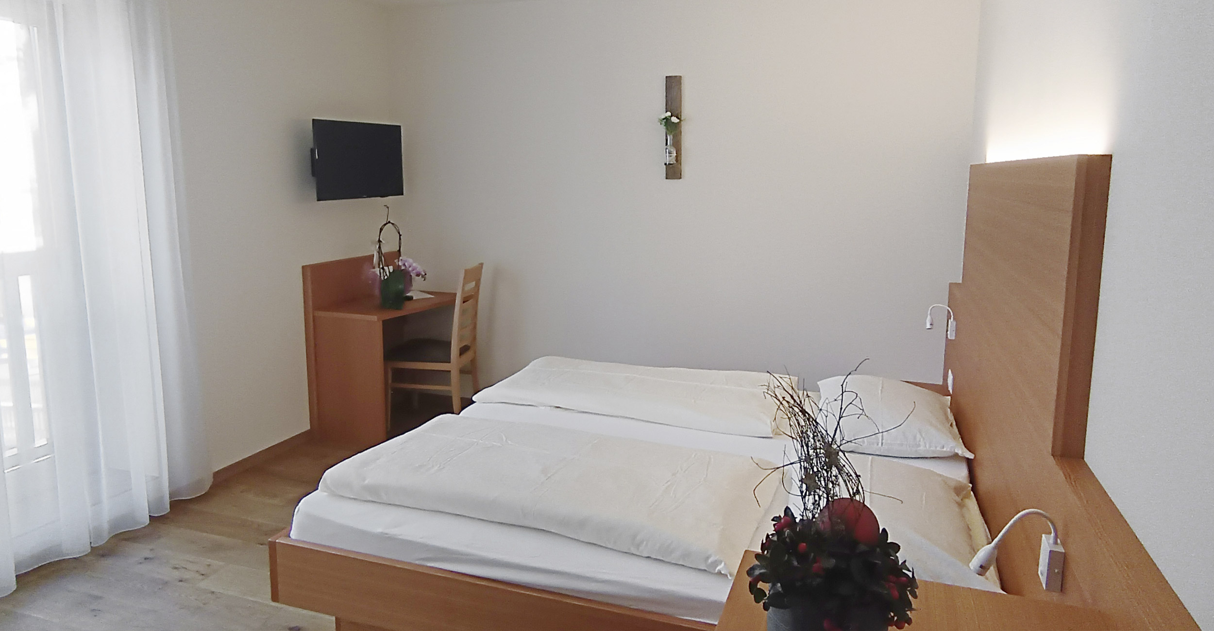 Hirschenwirt Zimmer Urlaub Ferienwohnungen Südtirol Eisacktal Latzfons Einzelzimmer